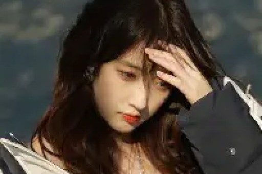 业内曝瓜！顶流男演员跟女歌手恋爱细节跟易烊千玺单依纯对上了