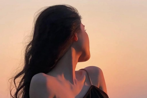 郑秀文：“天下男人皆可杀”